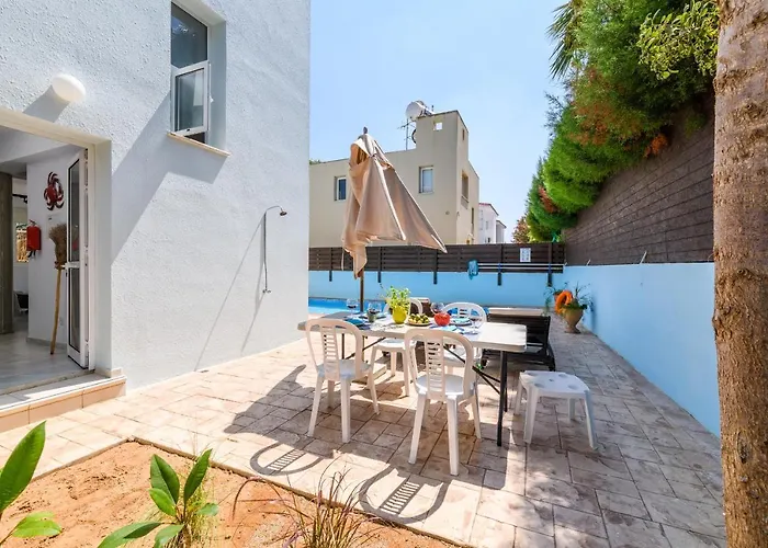 Lela Serena By Ezoria Villa Protaras