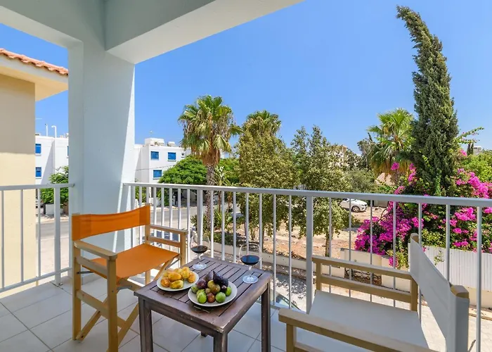 Lela Serena By Ezoria Villa Protaras